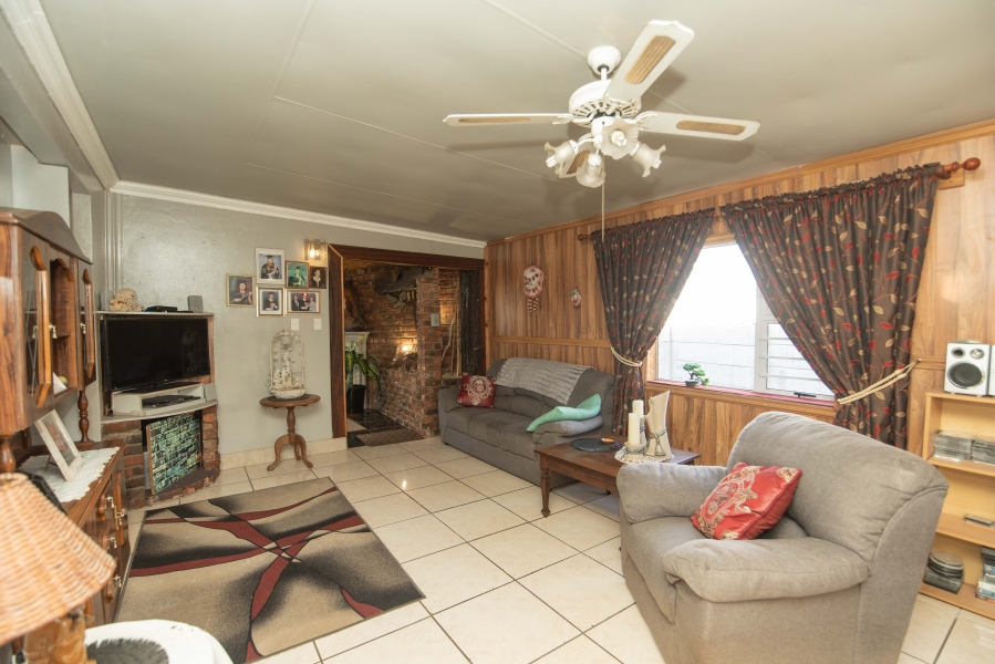 6 Bedroom Property for Sale in Sherwood Eastern Cape